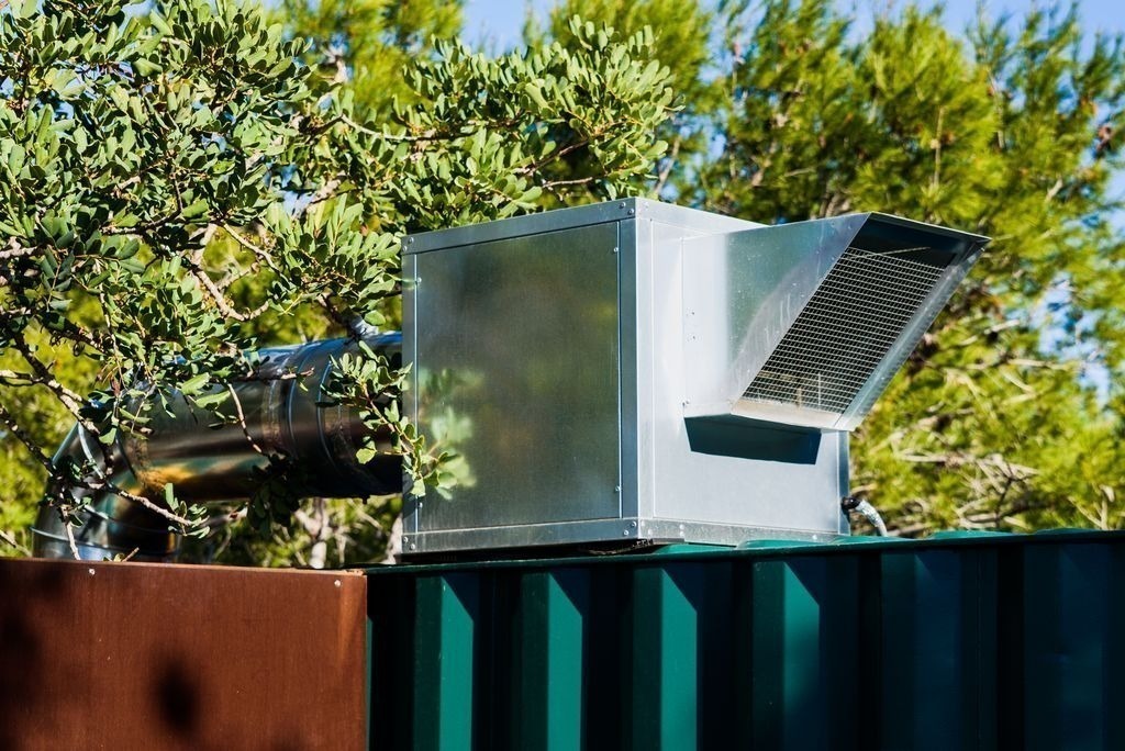 Caisson VMC collective sur toiture de copropriété en Charente-Maritime