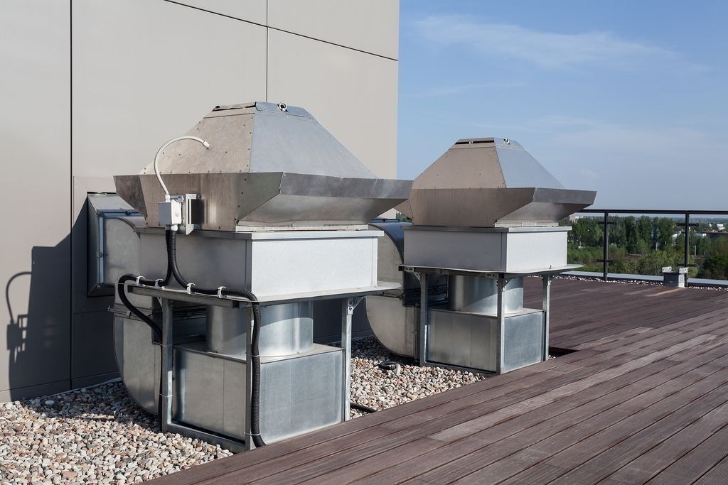 Double caisson VMC collective en toiture-terrasse d'immeuble collectif à Mérignac